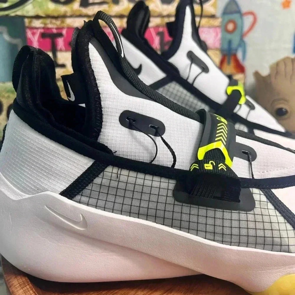 NIKE AIR ZOOM TRAVERSE GS CL - Picture 8 of 14